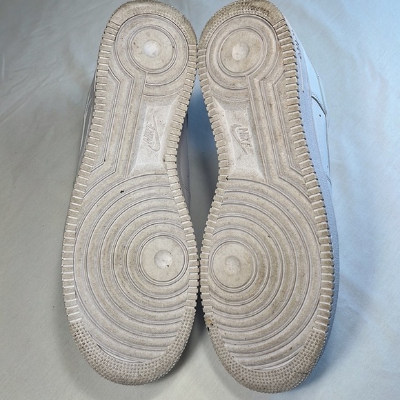 Nike Air Force 1  07 all white, made in 2021, EXCELLENT used condition main image 15